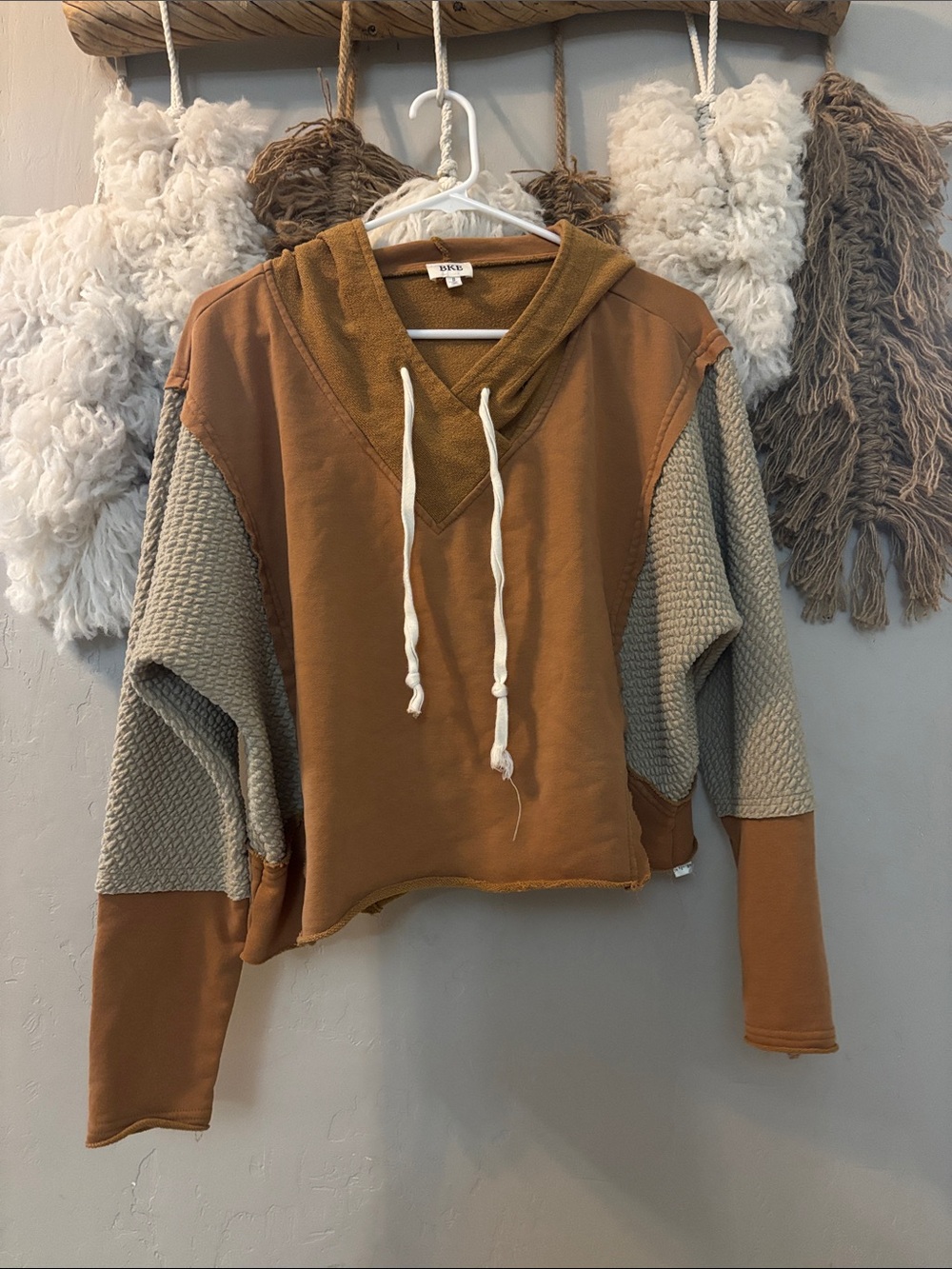 BKE Two-Tone Rust & Taupe Hooded Pullover